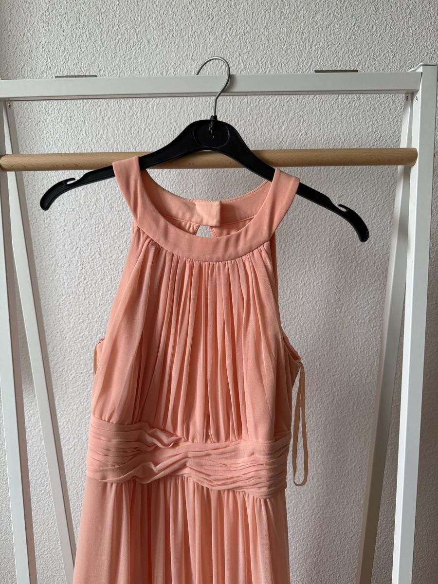 Kleider: Abendklein Peach, Size S – Gebraucht aus Jona von ZoemesArchive 1