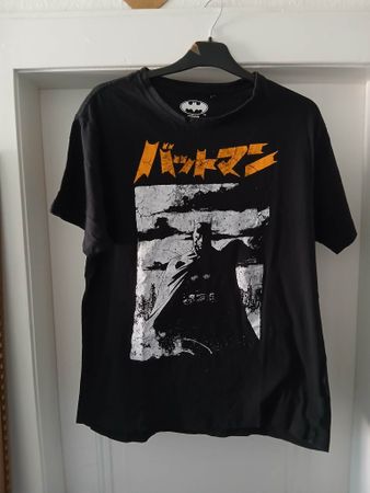 Cooles Batman T-Shirt mit Japan-Print, Grösse L, Schwarz