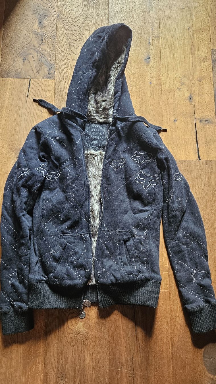 Fox Maglioni & Felpe: Fox Riders Jacke Grösse M gefüttert  – Usato da Feusisberg venduto da Rosy8835