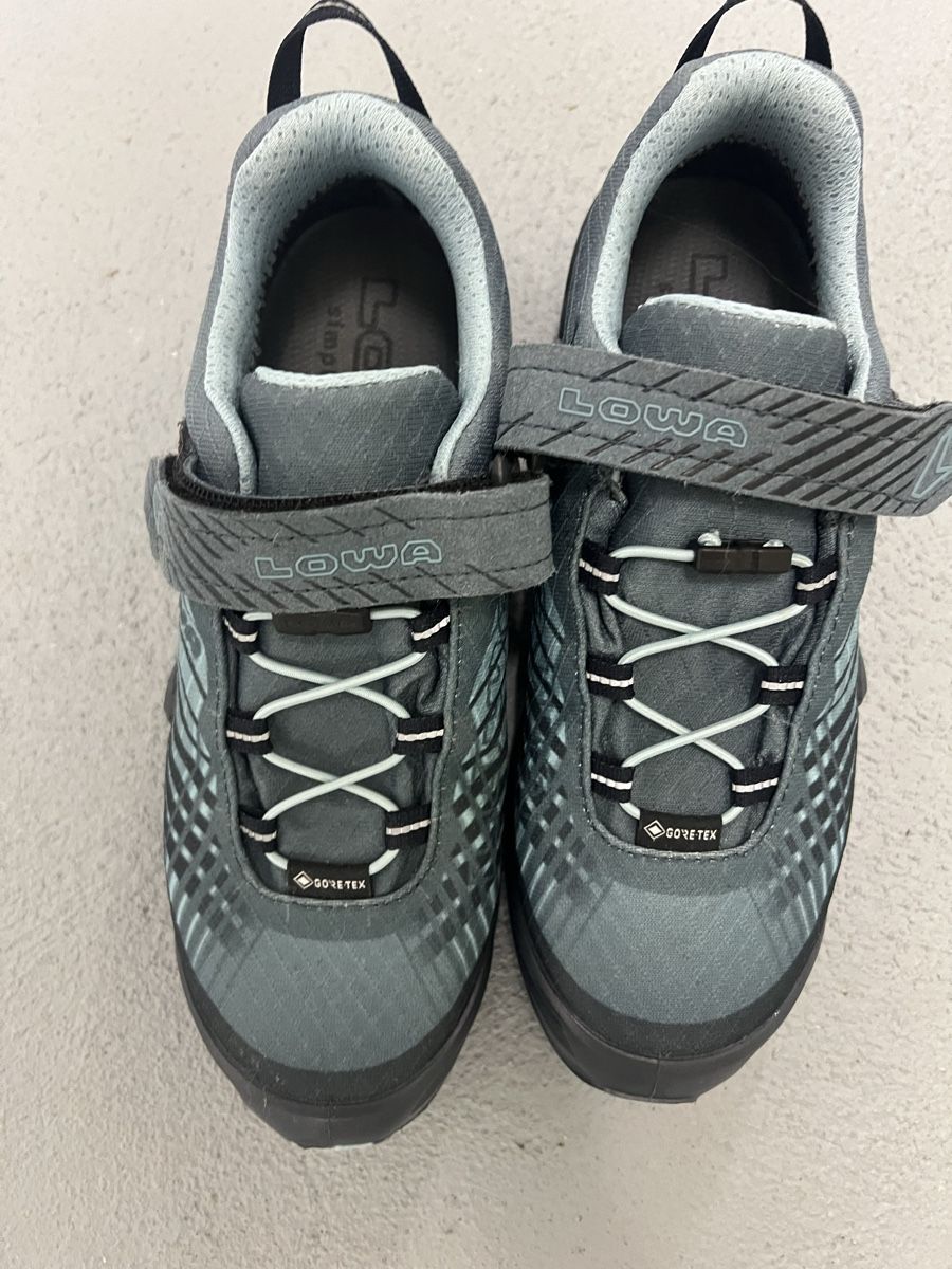 Scarpe da uomo: Lowaschuhe Grösse 35 – Usato da Wohlen AG venduto da manchebo
