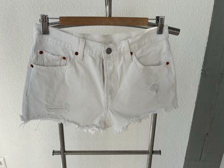 Levi's 501 White Denim Shorts, W28, Summer Essential!