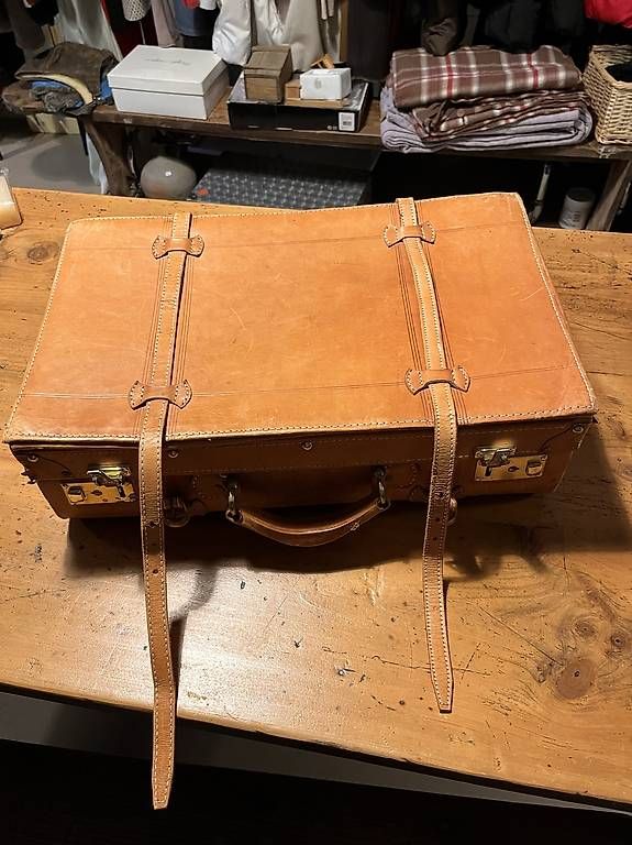 Valigie: Petite valise en cuir  – Usato da Font venduto da Etvous 1