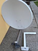 Sat-Anlage, 2 Antennen / Système satellite , 2 antennes