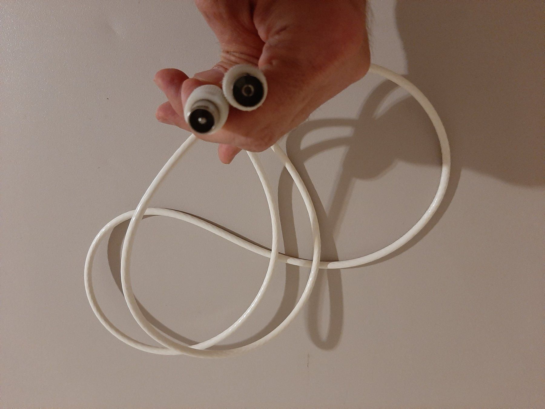 Kabel: Cavo per antenna  TV – Gebraucht aus Porza von ulletta1 1