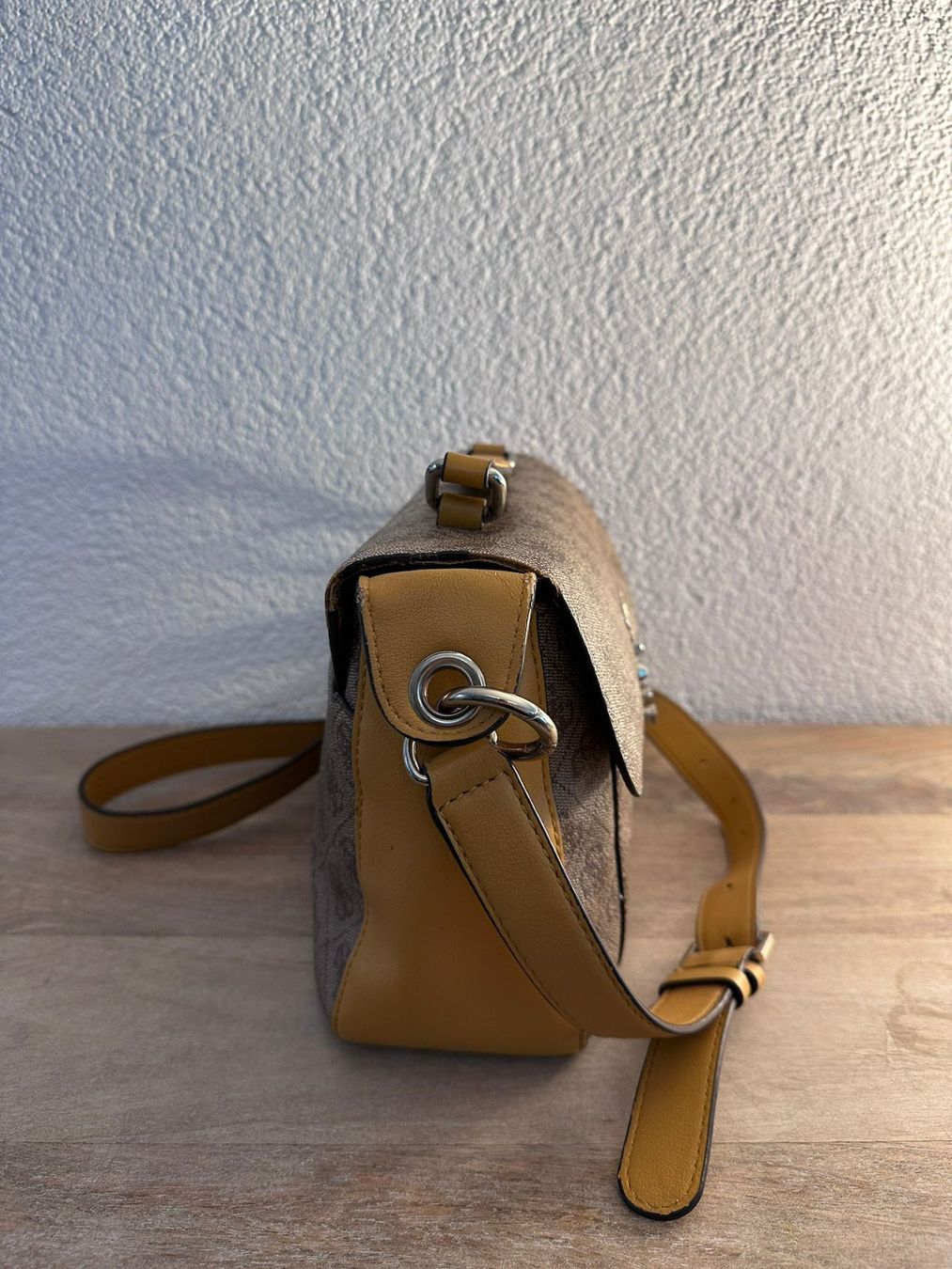 Guess Borse da donna: Guess Tasche – Braun Monogram – Usato da winterthur venduto da Ricardorounen 3