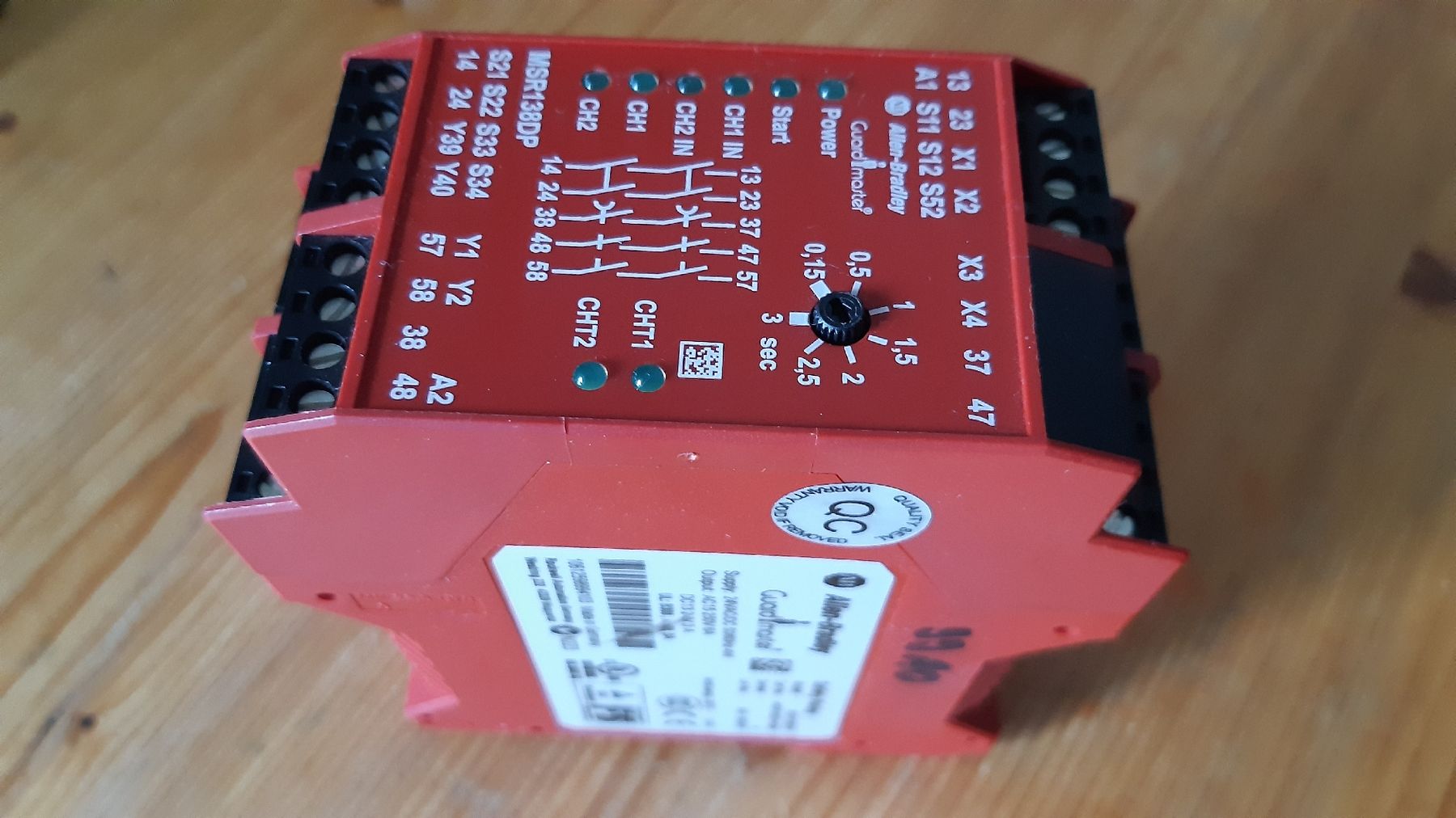 Elektronikbauteile: Allen-Bradley Sicherheitsrelais MSR138DP – Gebraucht aus Oey von Parkplatzbrocki 4