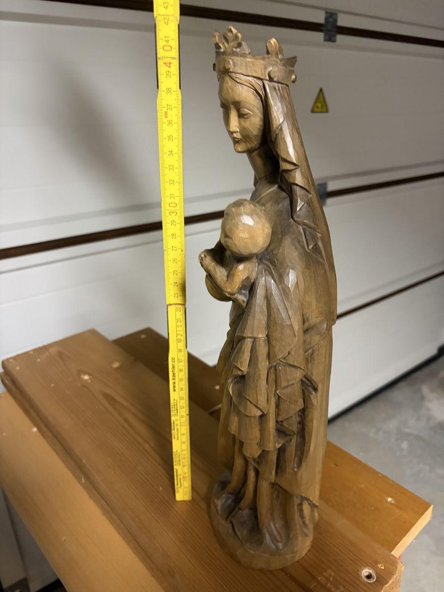 Figurines: Madonna mit Kind, handgeschnitzt, ca. 40cm hoch – D'occasion à Hägendorf par StuderPascal 1