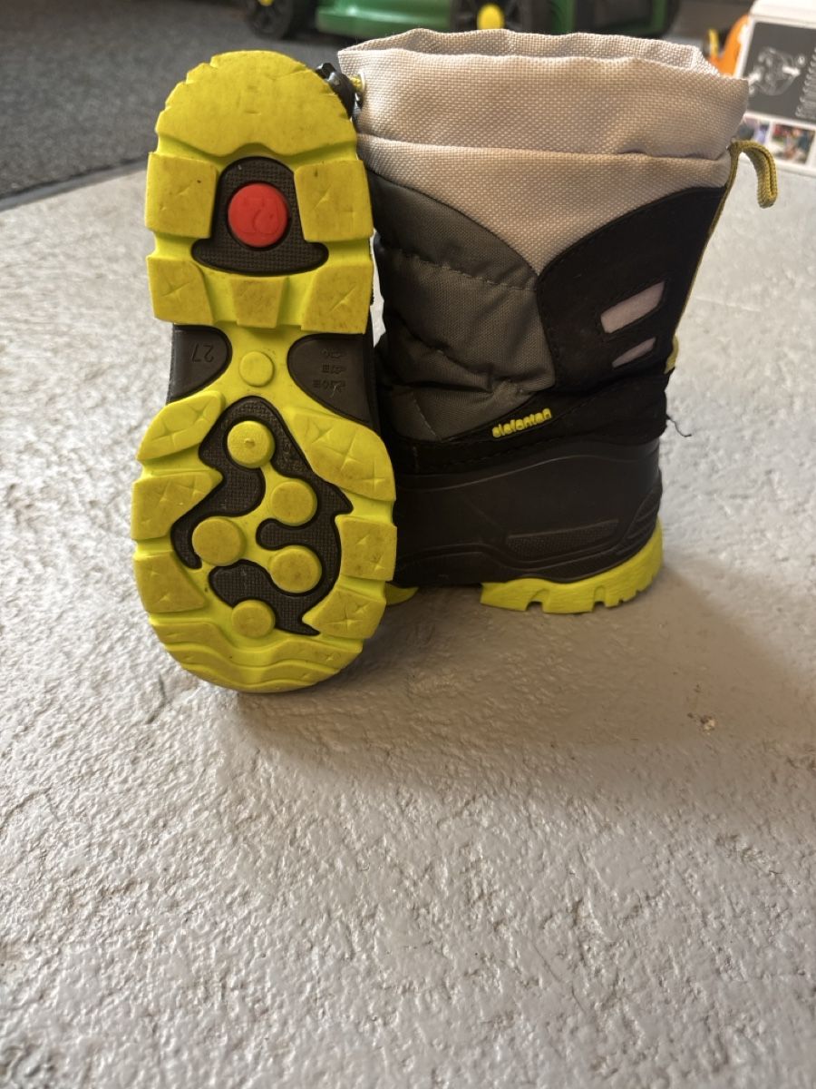 Elefanten Scarpe da uomo: Kinder Winterstiefel Elefanten Grösse 27 – Usato da Glarus venduto da P.Hegi 1
