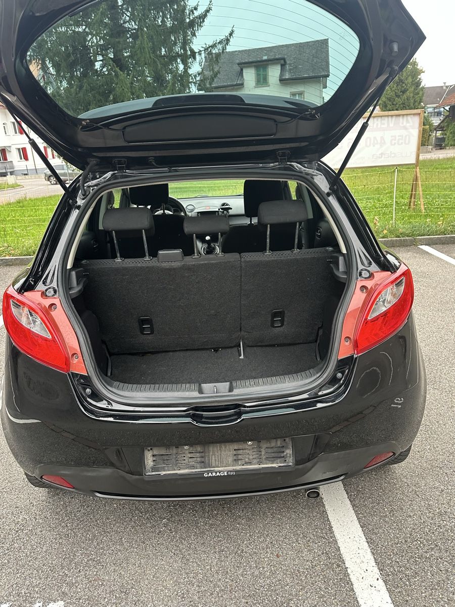 Mazda Autos: Mazda 2 1.3 ab MFK – Gebraucht aus Buttikon SZ von ram_9x6x 7