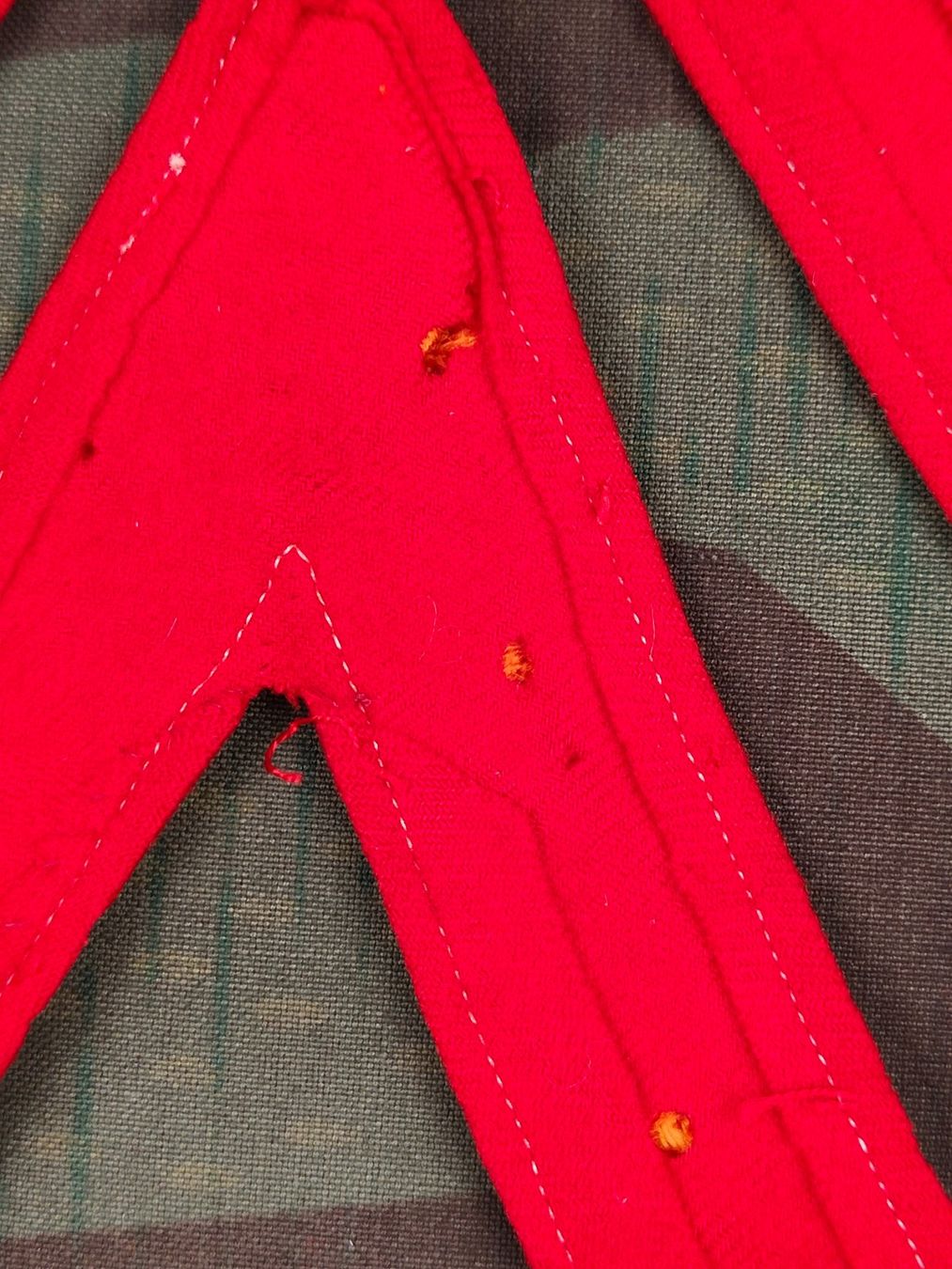 Schweizer Armee Plaketten & Abzeichen: Gradabzeichen Korporal, Set – Gebraucht aus Bauma von SwissMilitaria 2
