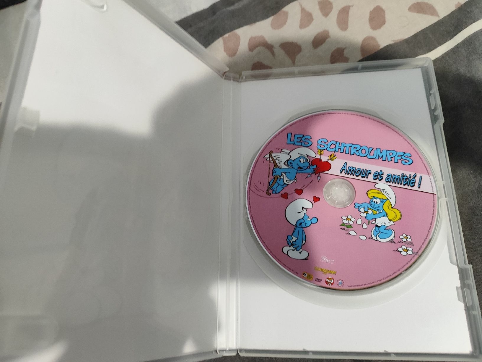 Tutti i DVDs: DVD Les Schtroumpfs Amour et amitié – Usato da Vétroz venduto da mrcl01 1
