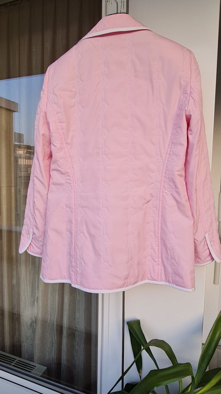Escada Vestes: Escada Jacke. Rosa. Gr.38 – D'occasion à Zürich par Olala_ 1