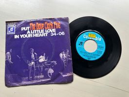 DAVE CLARK FIVE tolle Single Put a little love in your heart