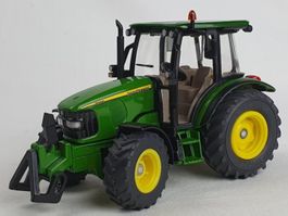 Siku John Deere 5820, 1:32, neuwertig