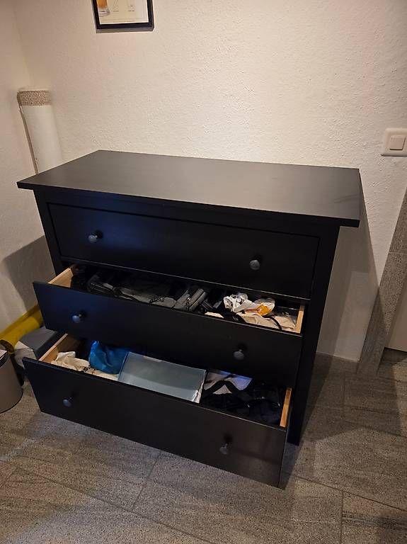 Cassettiere: Ikea Hemnes Kommode – Usato da Lenzburg venduto da sfeh 1