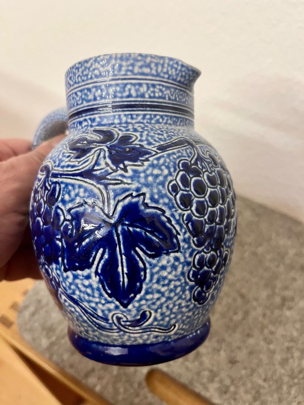 Caraffe: Weinkrug aus Steinzeug 1/2l – Usato da Basel venduto da so1_nf6l