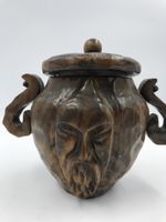 Tabatière - boîte en bois sculptée à la main