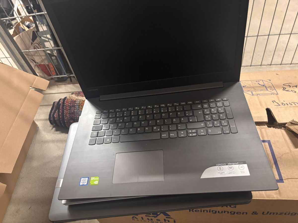 Lenovo Notebooks: Laptop Lenovo  – Defekt aus Kreuzlingen von Floh_Markteo 1