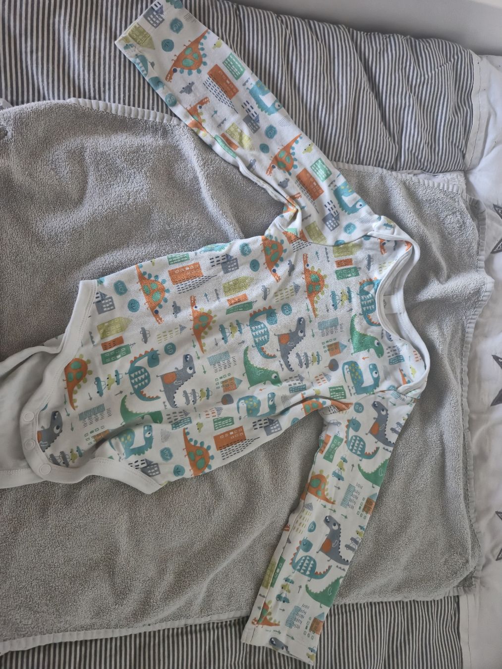Unterwäsche: BabyBody Grösse 98 – Gebraucht aus Leuggern von MonaM90