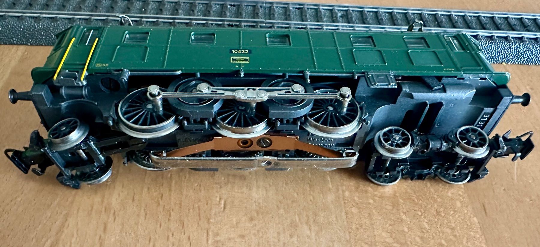 Märklin Modelleisenbahnen: Märklin AE 3/6 Analog – Gebraucht aus Oftringen von ib.85 6
