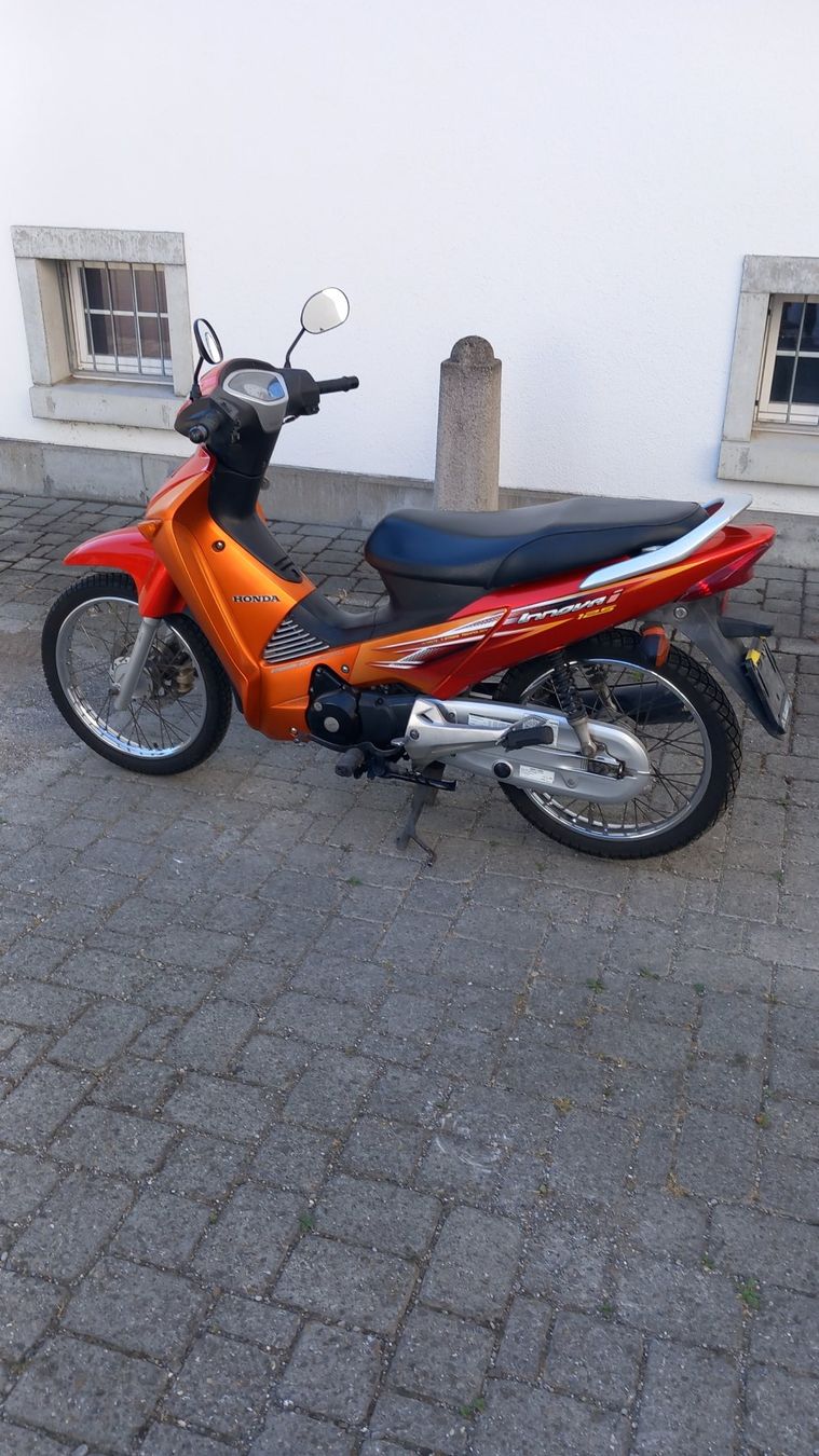 Honda Scooter: Honda ANF 1245 Innova – Usato da Langnau am Albis venduto da Charlytheant