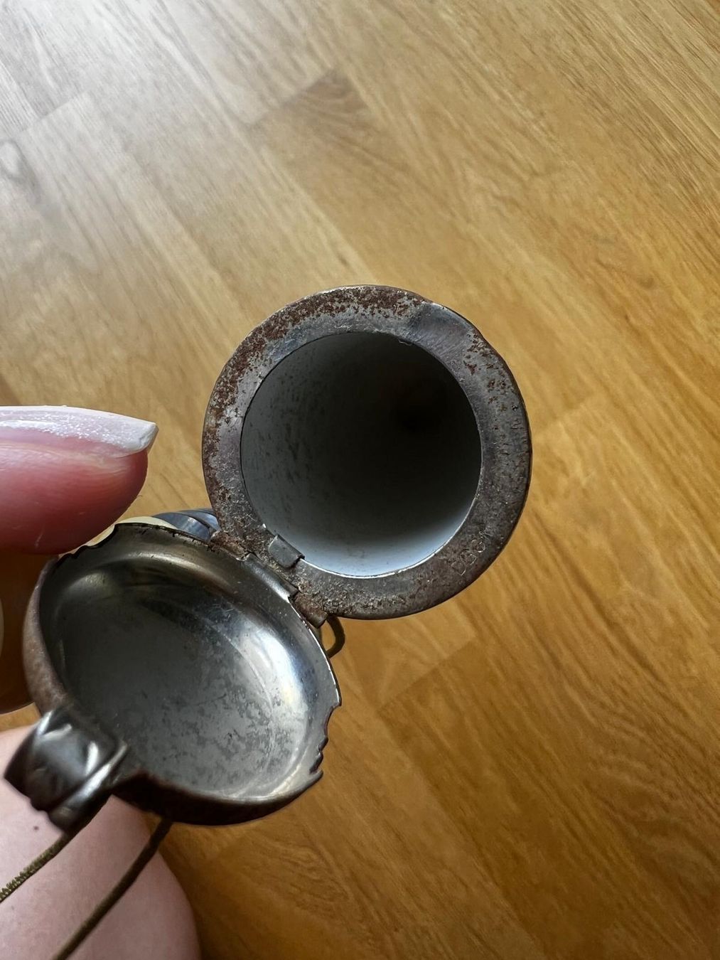 Pipes & Accessoires: Antike Tabakpfeife handgeschnitzt aus Hirschgeweih – D'occasion à Schlieren par Wizza 4