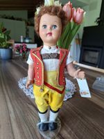 Appenzeller Bub mit metallenem ( Silber?) Schmuck