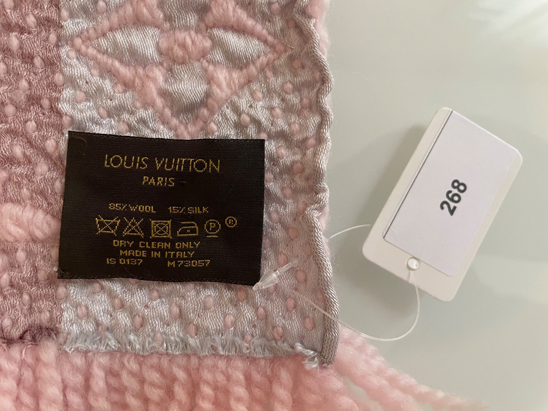 Louis Vuitton Foulard & Sciarpe: Louis Vuitton Schal Logomania - Nr. 268 – Usato da Hittnau venduto da LuxAndMore 5