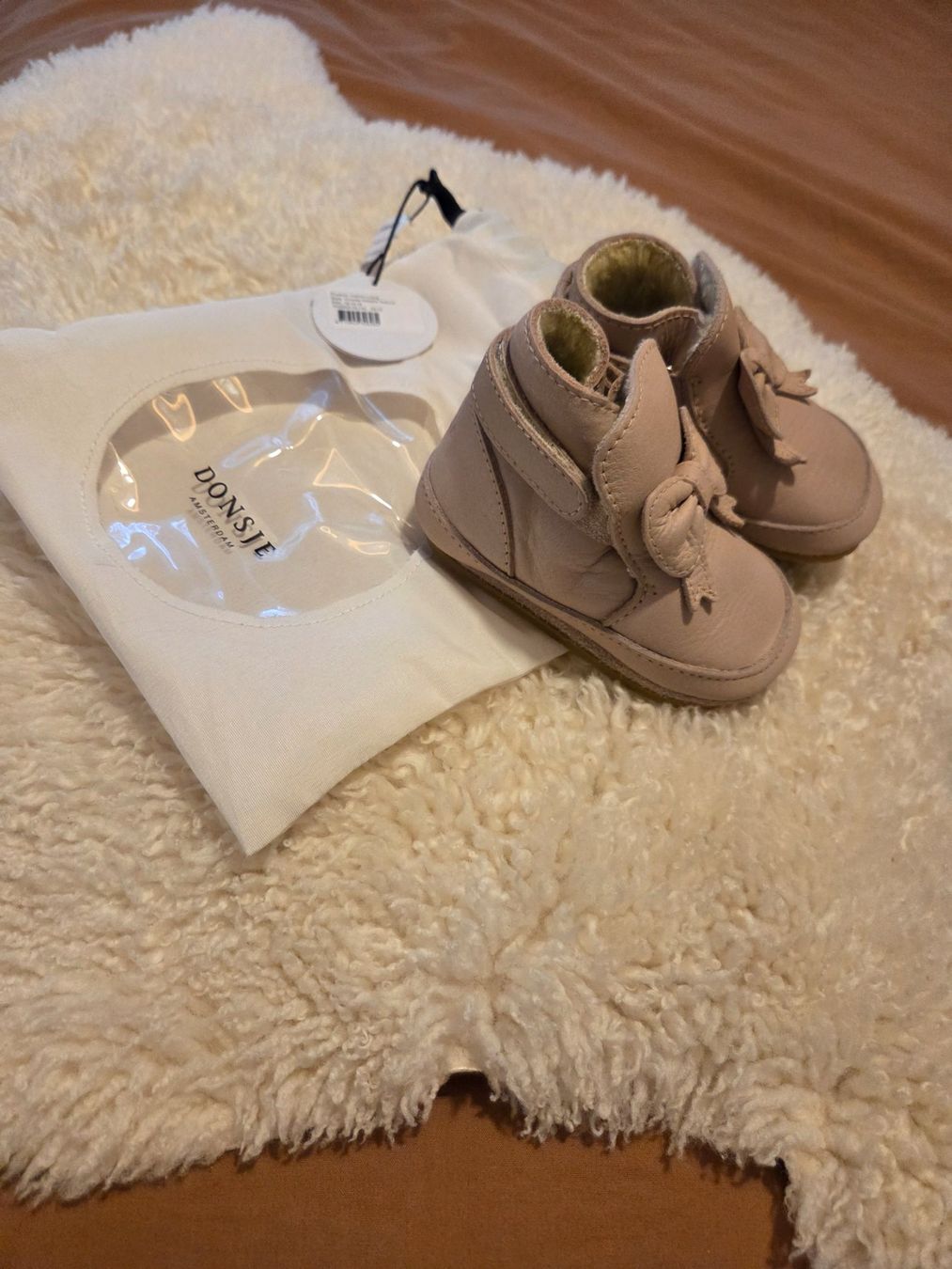 Chaussures filles: Chaussures donsge – Neuf avec emballage d'origine à Founex par jen_hb65 1