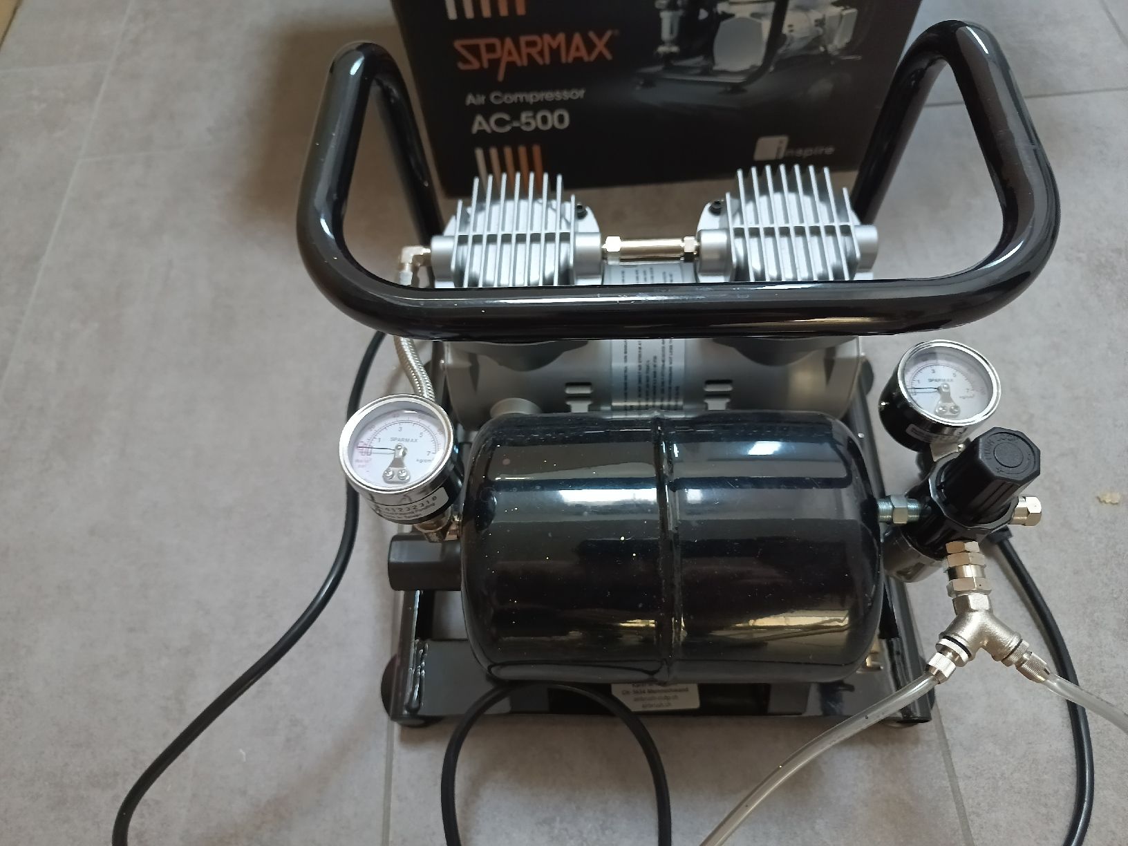 Compresseurs: Airbrushkompressor Sparmax AC 500  – D'occasion à Ossingen par Swoody 3