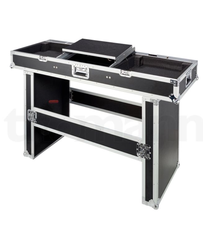 SONDERANGEBOT UDG FlightCase ausklappbarer DJ-Tisch Plus (Räder