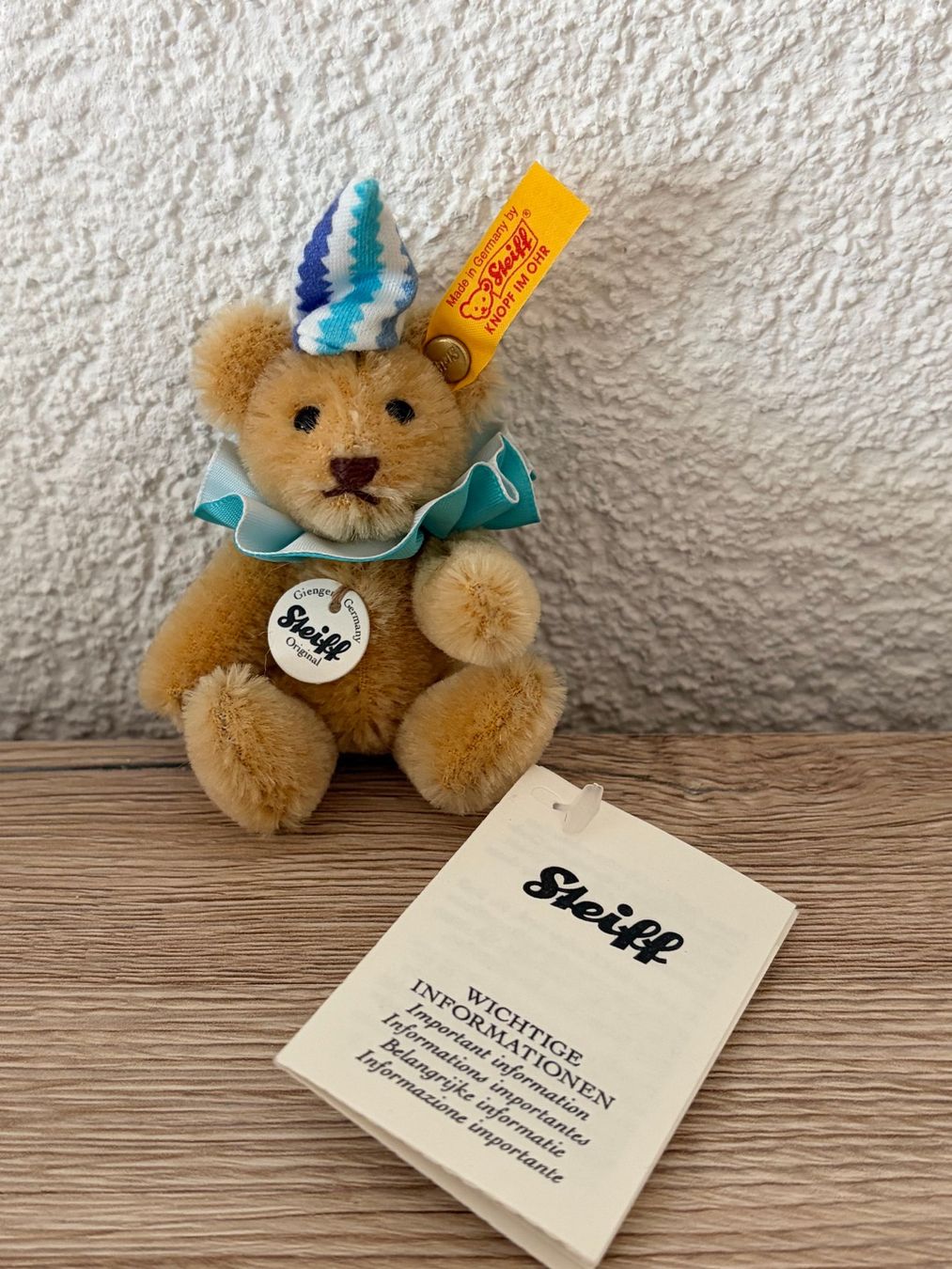 Steiff Jouets: Steiff Mini Mohairteddy "Clown" – Neuf (Voir description) à Rapperswil SG par marianna59 2