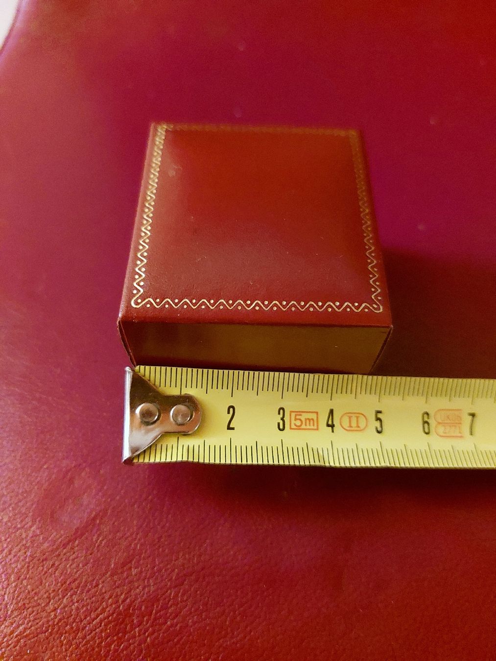 Portagioie: Schmuckschatulle NWI rot-gold Valess, leere Ringbox – Usato da Büttikon AG venduto da lca_v7pb 4