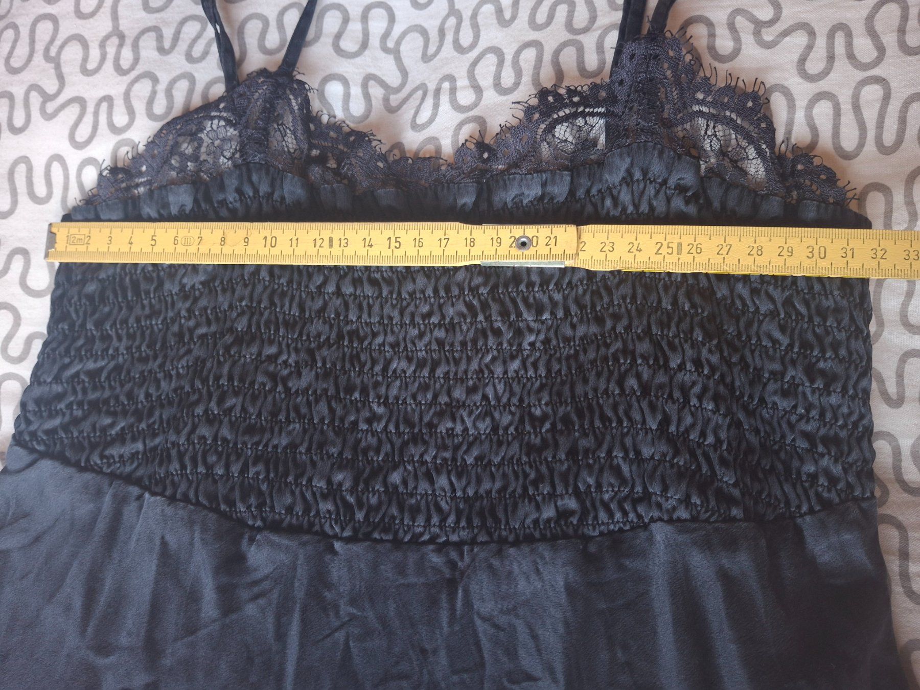 Top: Haut fluide noir taille XS – Usato da Villiers venduto da san_jn5w 5