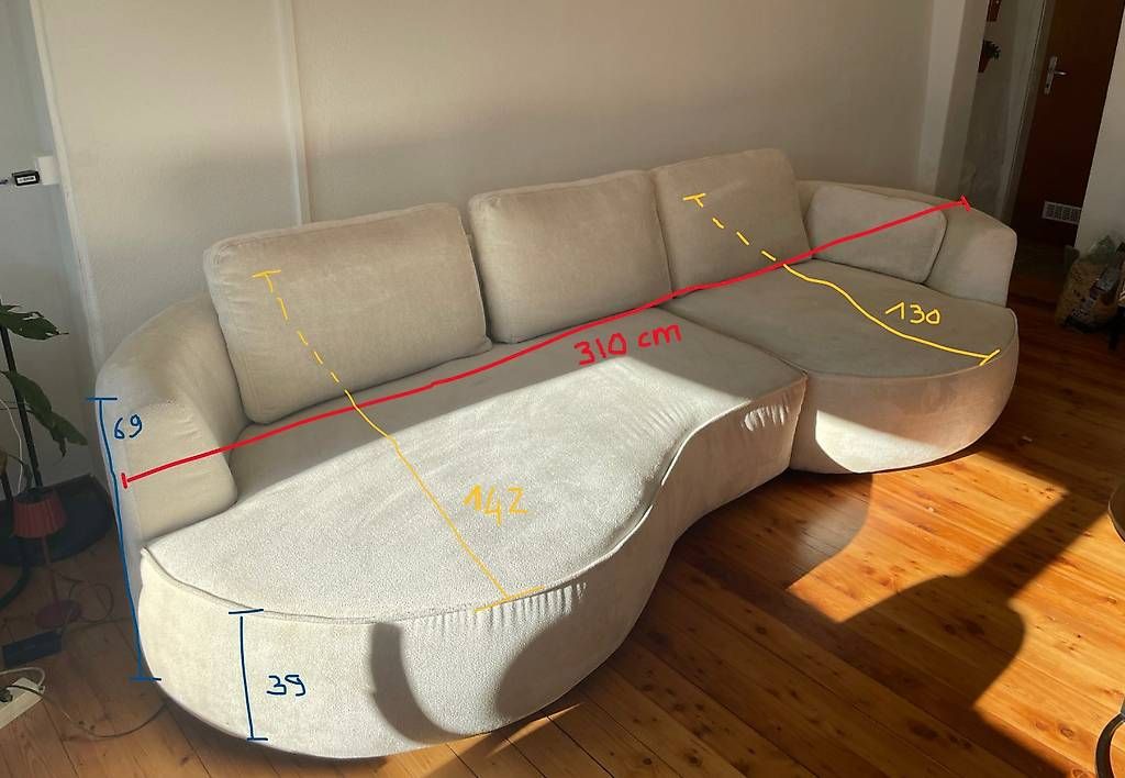 Conforama Sofas: Divano Conforama color crema in ottimo stato – D'occasion à Locarno par mrw_78gv