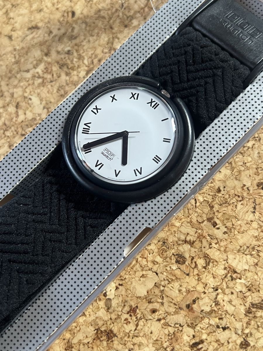 Swatch Uhren: Swatch POP Black ( läuft) – Gebraucht aus Basel von bellespirit 4