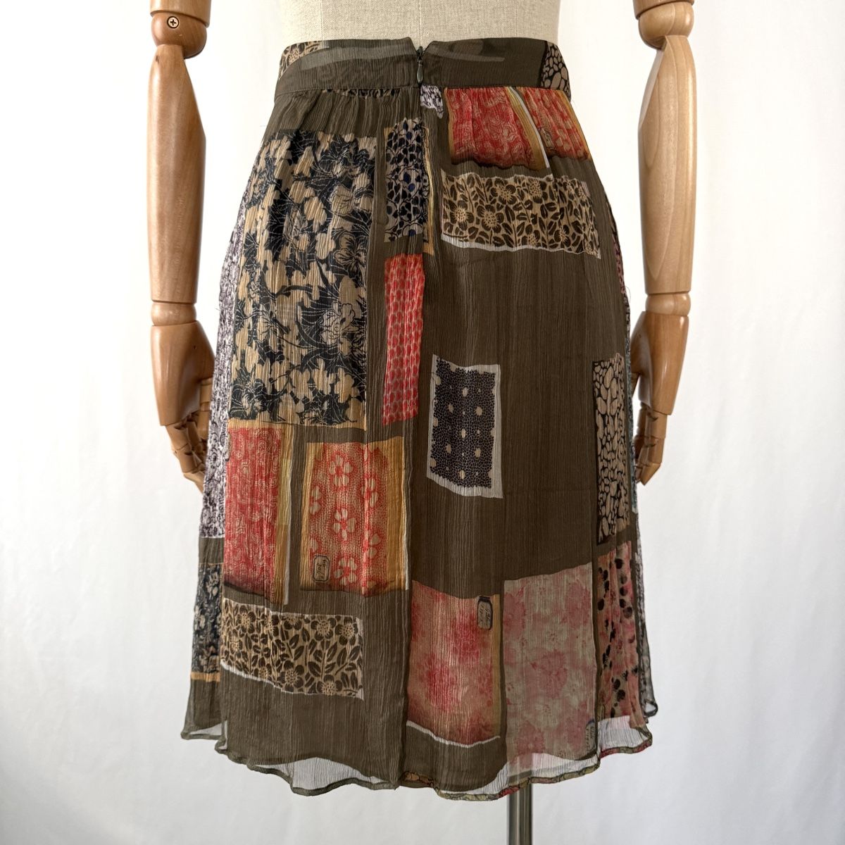 Etro Gonne: ETRO Silk Skirt – Nuovo (secondo la descrizione) da Freienbach venduto da Avviivva_Shop 3