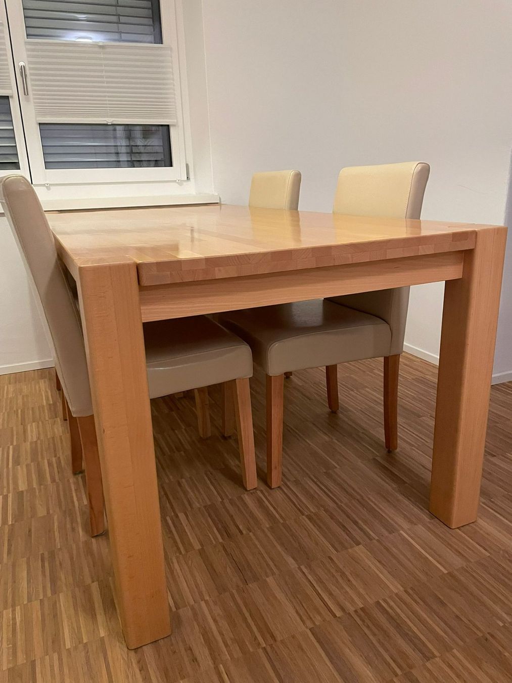 Tische: Esstisch mit 6 Stühlen – Gebraucht aus Horw von vecari 2