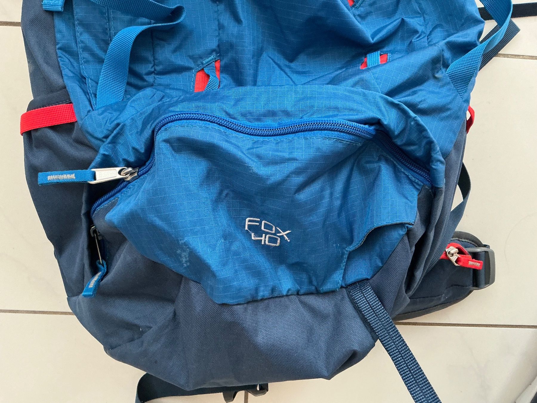 Deuter Zaini: Deuter Rucksack Fox 40 – Usato da Biel-Benken BL venduto da Sahra1 3