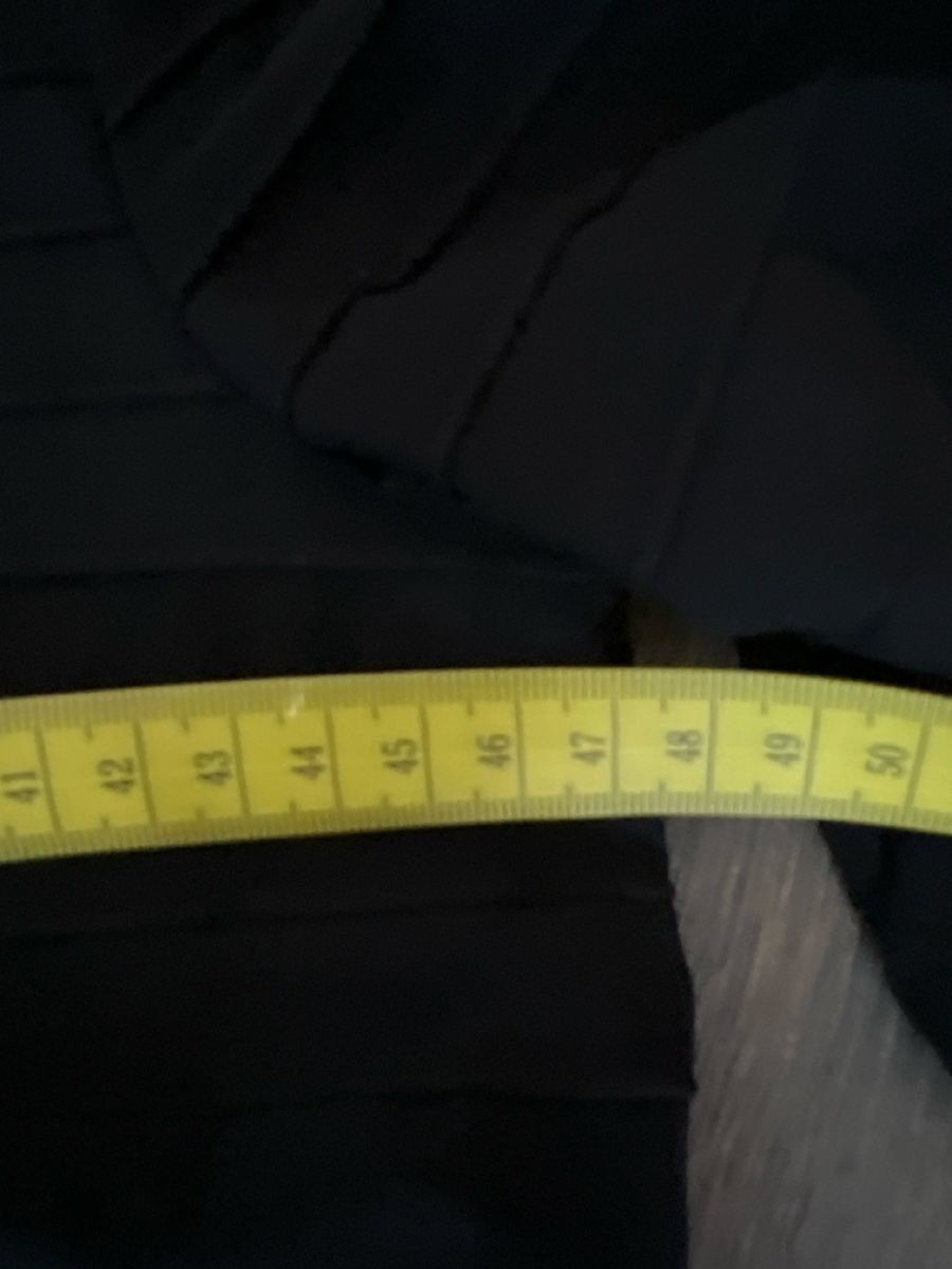Madeleine T-Shirts: Schwarzes Shirt mit 3/4 Aermel, Gr. 42 – Gebraucht aus Uetikon am See von Sarahm76 4