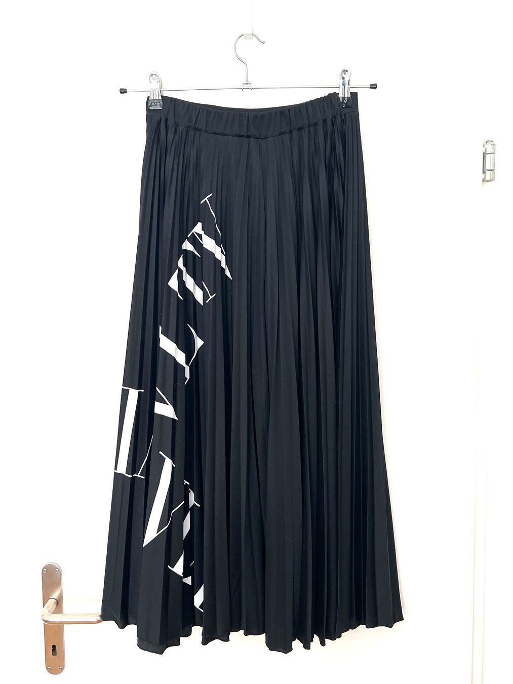 Valentino Gonne: Midi / Maxi Rock von Valentino Gr. S – Nuovo (secondo la descrizione) da Binningen venduto da criss-cross 1