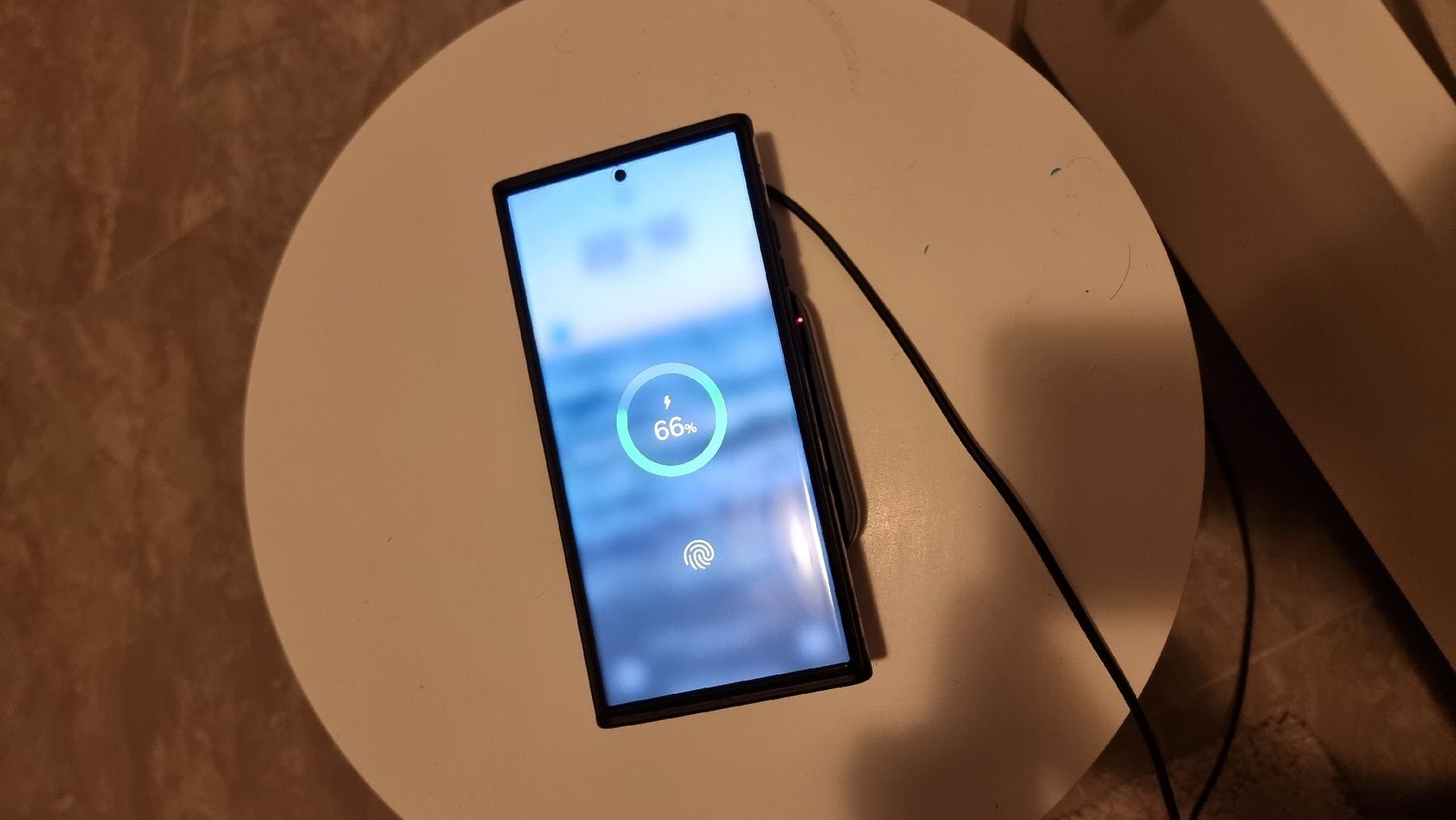Chargements: Samsung Wireless Charger Duo Schnellladefunktion – D'occasion à Lengnau BE par Thanu1994 1