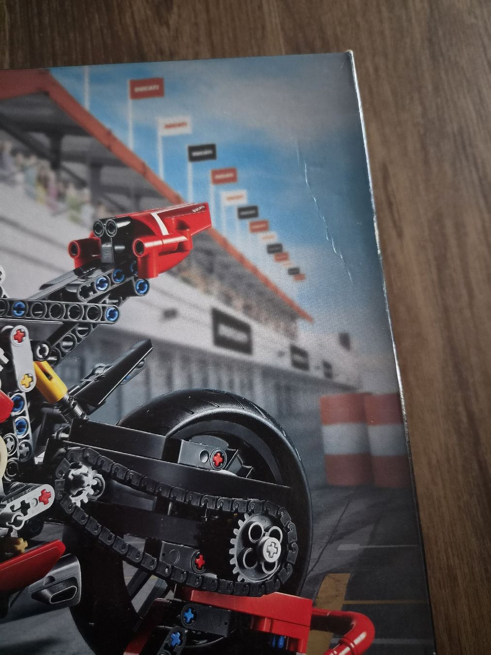 Lego Kit di costruzioni: LEGO Technic 42107 Ducati Panigale V4 R  NEU – Nuovo e nell'imballaggio originale da Altishofen venduto da tammy05 1