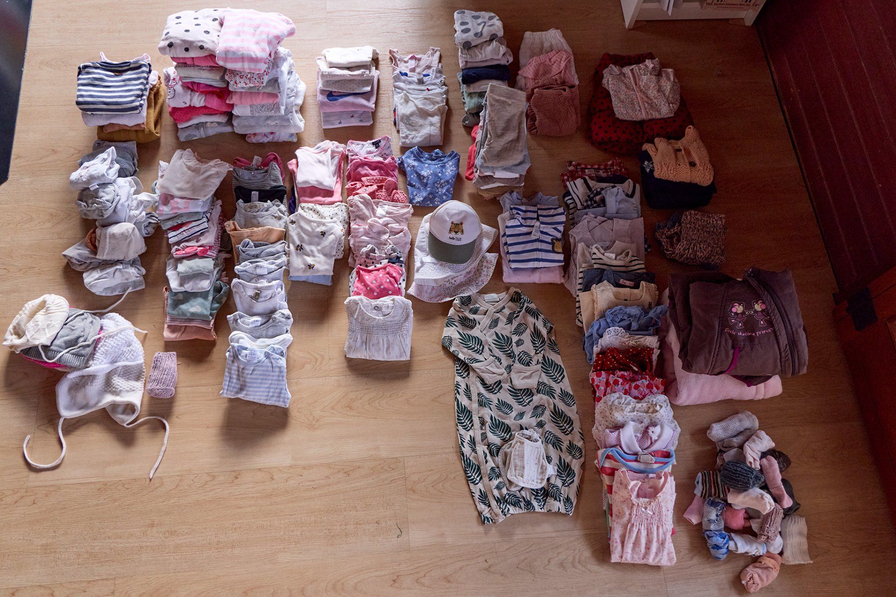 Lotti & Set di vestiti: Hübsches Kleiderpaket Gr. 74 – Usato da Ennetbürgen venduto da JWBT