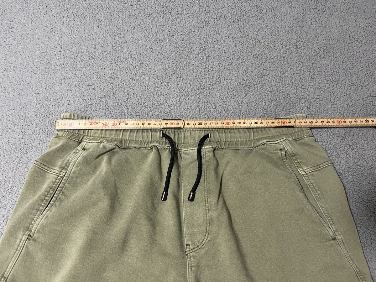 Zara Pantaloni: Zara Shorts – Usato da Zollikerberg venduto da JvD0211 2