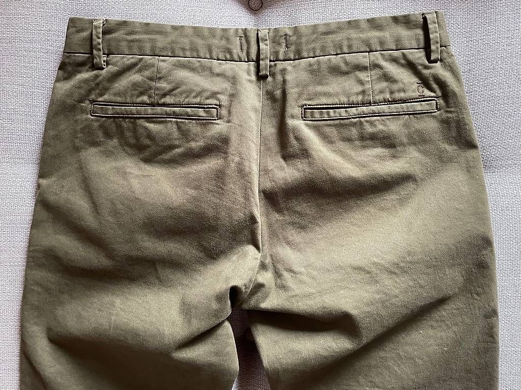 Pantaloni: Closed Chino Clifton olivgrün Gr. 31 neuwertig – Usato da Zürich venduto da GrisZh 3