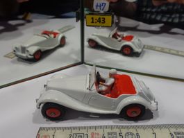 MG Midget  1:43 (ohne Box) Dinky No.108 GB   > (H7) REV