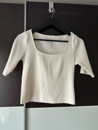 Damen Ripp-Shirt weiss Kurzarm Rundhals guter Zustand