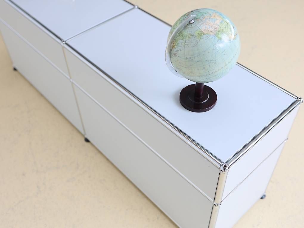 USM Cassettiere: USM Sideboard Lichtgrau, 2x2 – Usato da Meinisberg venduto da atelier_TILIJA 9
