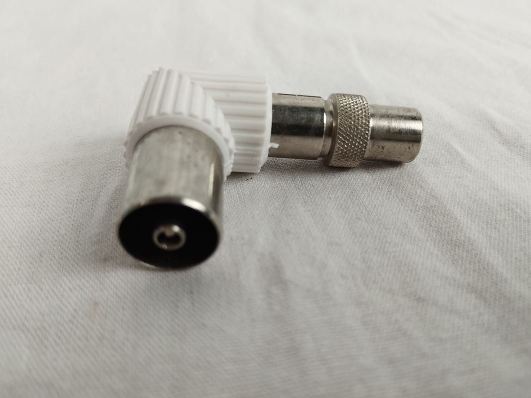 Hama Unità & Adattatore: HAMA Adapter- und Verteiler-Set – Usato da Schübelbach venduto da Restwert_Schubelbach 5